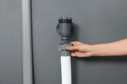 Bestway Zoutwatersysteem (max 22.712 Liter) 13 Bestway Zoutwatersysteem (max 22.712 Liter) -Zwembadwinkel 1267 1900 bestway zoutwatersysteem aansluite