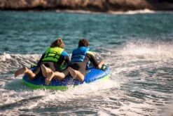 Jobe Storm Funtube Pakket - 2 Persoons 11 Jobe Storm Funtube Pakket - 2 Persoons -Zwembadwinkel 230220007 actionshot 3 big resultaat 1