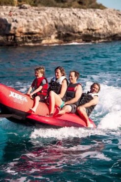 Jobe Chaser Funtube - 4 Persoons -Zwembadwinkel 230420002 actionshot 5 big resultaat