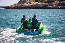 Jobe Lunar Funtube - 3 Persoons 15 Jobe Lunar Funtube - 3 Persoons -Zwembadwinkel 900 1350 230320008 actionshot 7 big