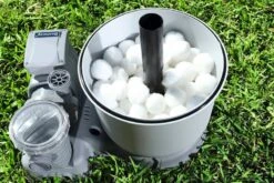 Aqualoon Polyethyleen Bollen - 700 Gram -Zwembadwinkel bestway polysphere sfeer 1